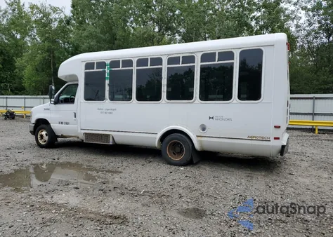 2016 Ford Econoline E450 Super Duty Cutaway Van из США, поврежденный, VIN 1FDFE4FSXGDC19834